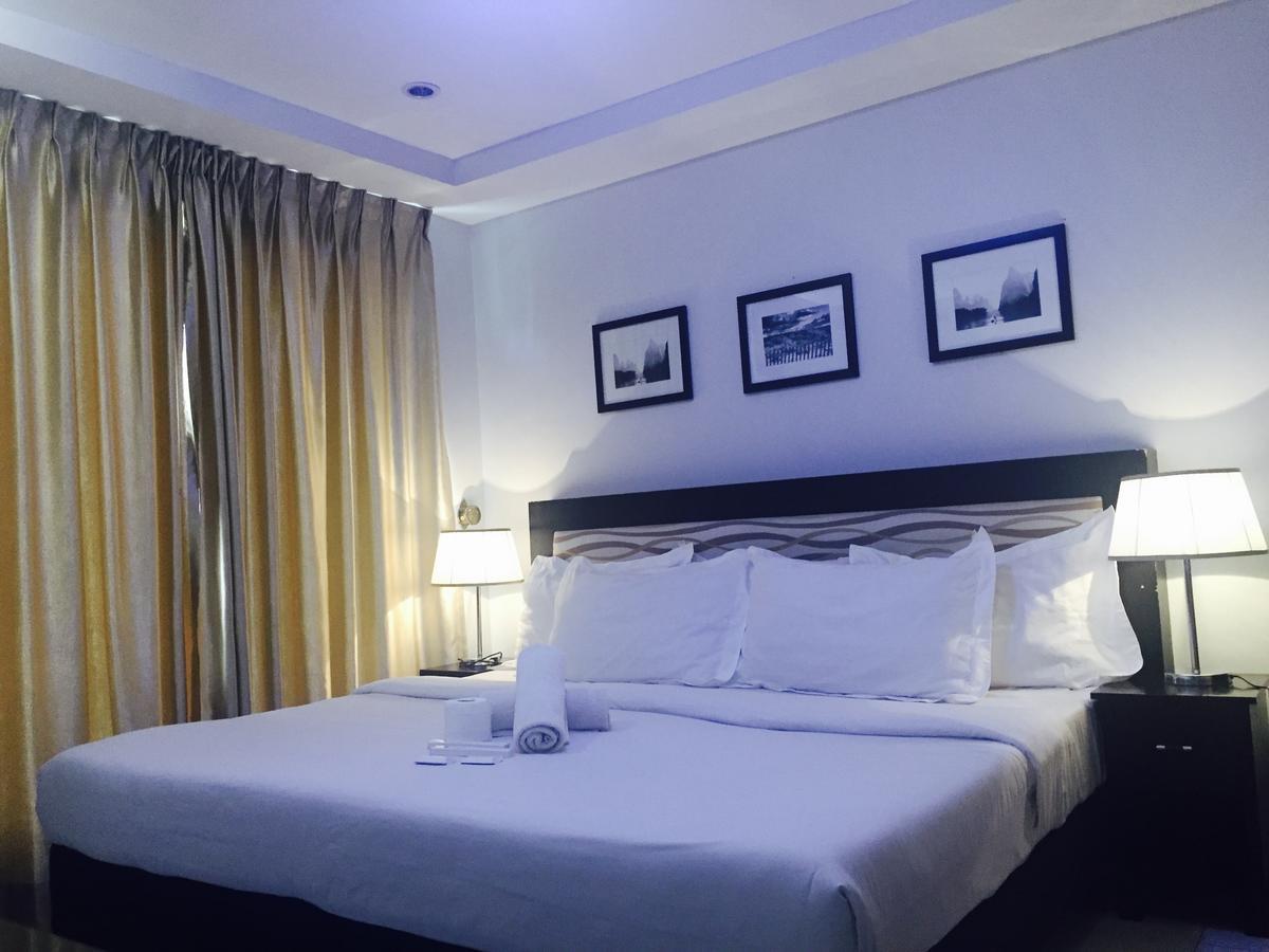 Dragonlink Suites @ Bel-Air Soho Makati City Екстер'єр фото