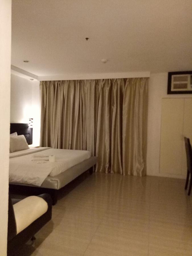 Dragonlink Suites @ Bel-Air Soho Makati City Екстер'єр фото